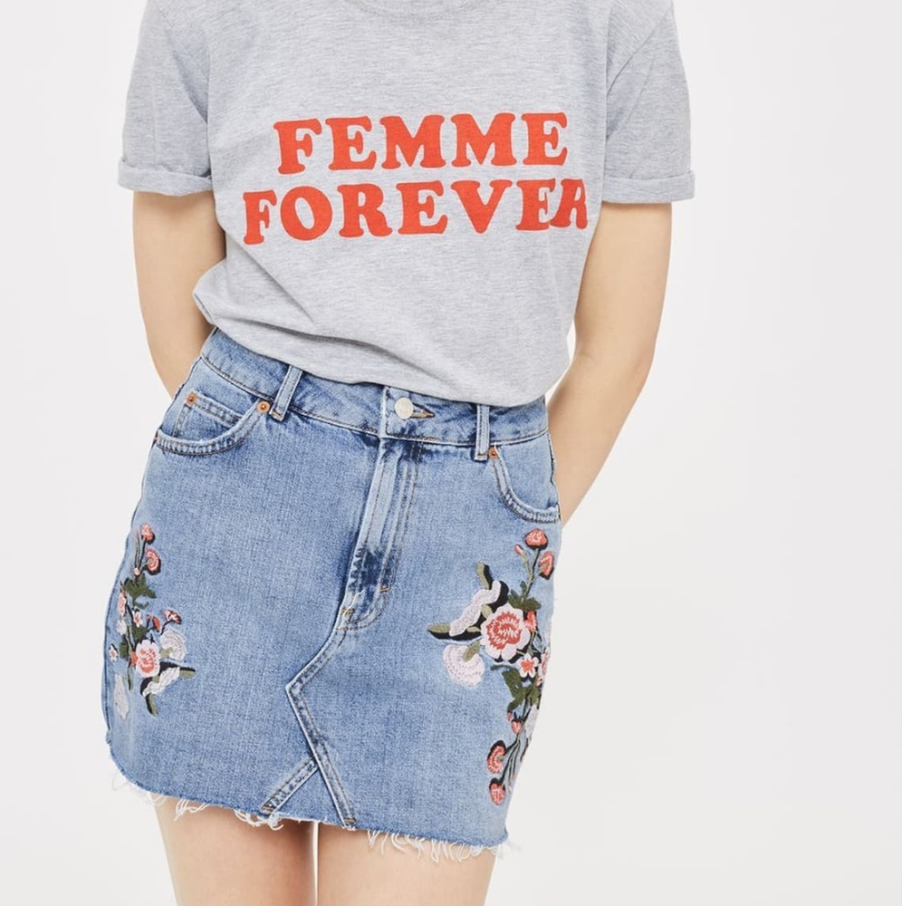Topshop Flowers Embroidered Denim Mini Ski…
